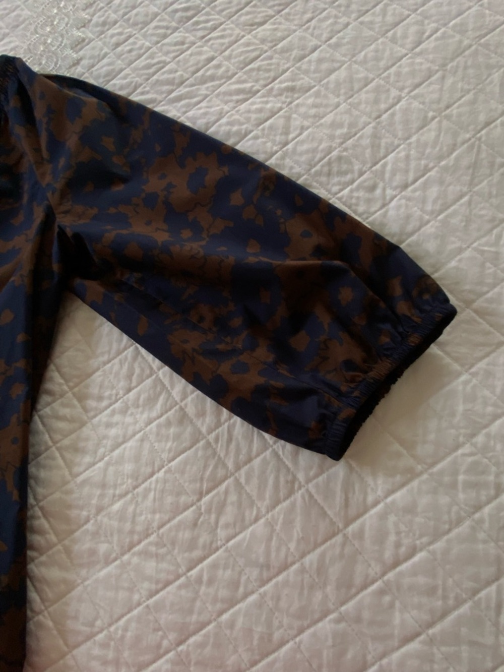 Time and Tru Navy and Brown Floral Boho Cottagecore Button-Down Blouse Size M - Picture 10 of 15